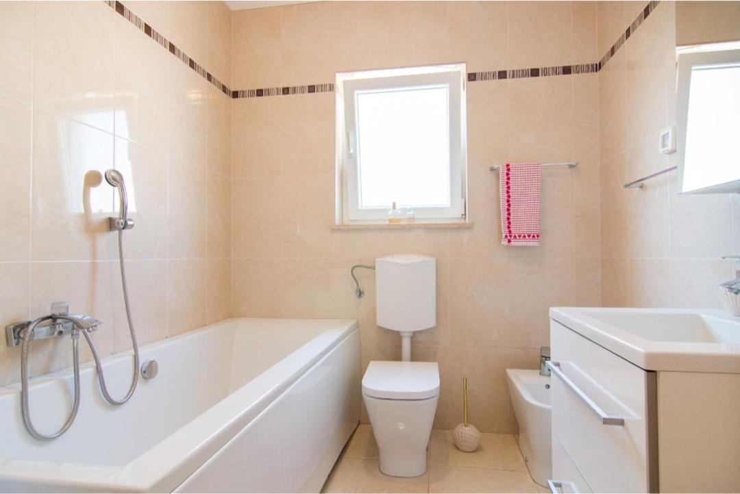Apartment Antonella Fasana Fazana Ngoại thất bức ảnh