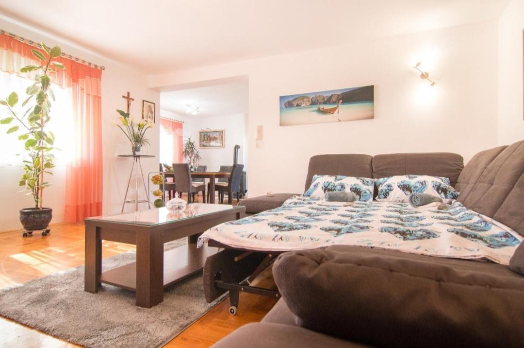 Apartment Antonella Fasana Fazana Ngoại thất bức ảnh